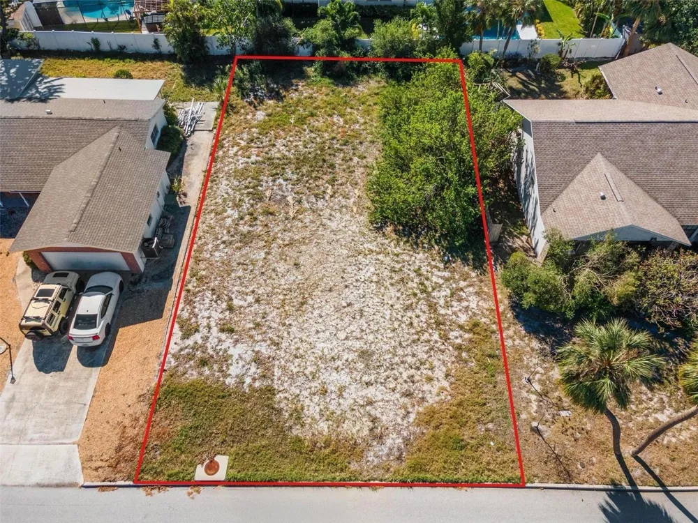 164 2ND STREET W St Petersburg, FL 33715