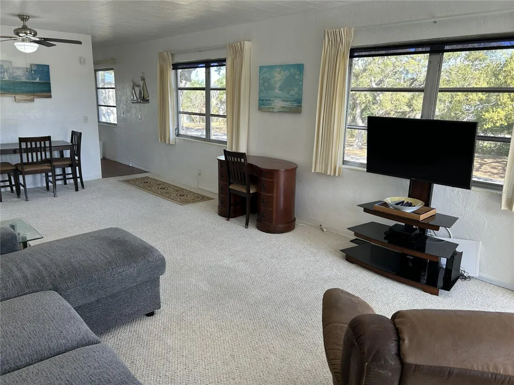 4154 57TH STREET #274 Kenneth City, FL 33709