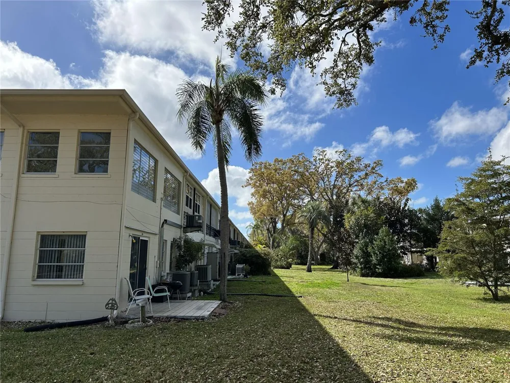 4154 57TH STREET #274 Kenneth City, FL 33709
