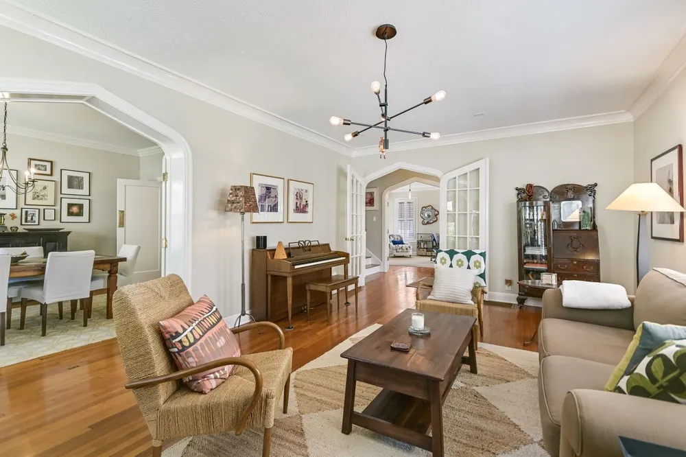204 W 32nd Street Austin, TX 78705