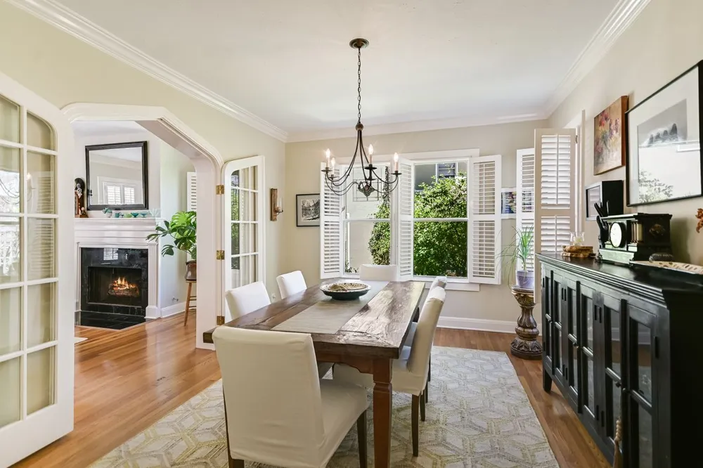 204 W 32nd Street Austin, TX 78705