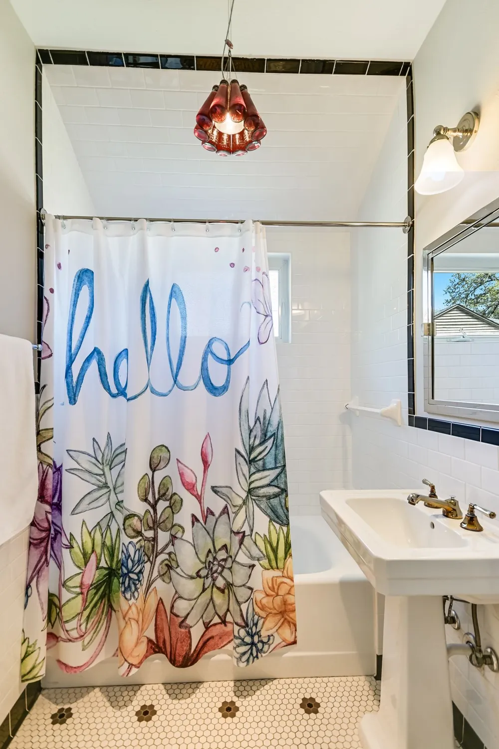 204 W 32nd Street Austin, TX 78705
