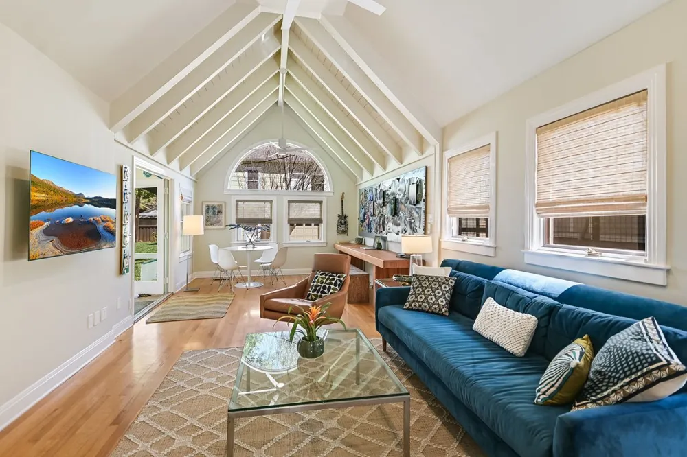 204 W 32nd Street Austin, TX 78705