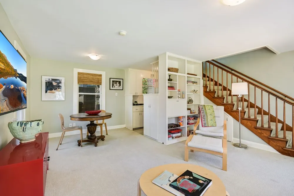 204 W 32nd Street Austin, TX 78705
