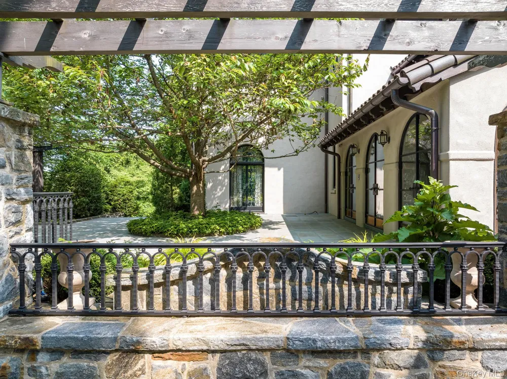 47 Masterton Road Bronxville, NY 10708