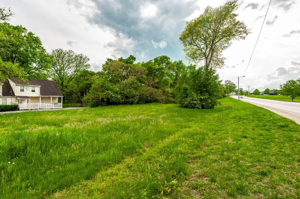 214 Shivel Dr Hendersonville, TN 37075