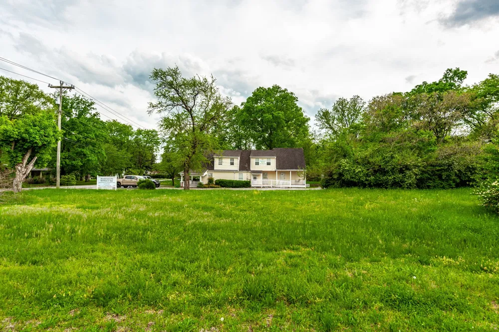 214 Shivel Dr Hendersonville, TN 37075