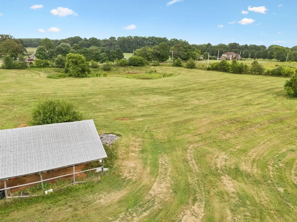 366 Port Royal Rd Clarksville, TN 37040