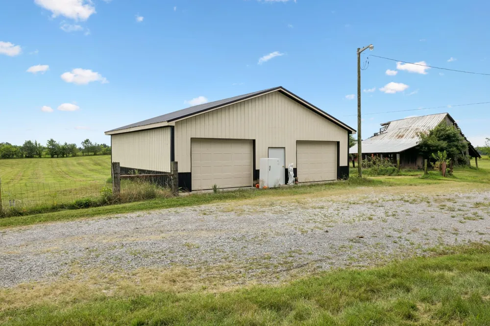 366 Port Royal Rd Clarksville, TN 37040