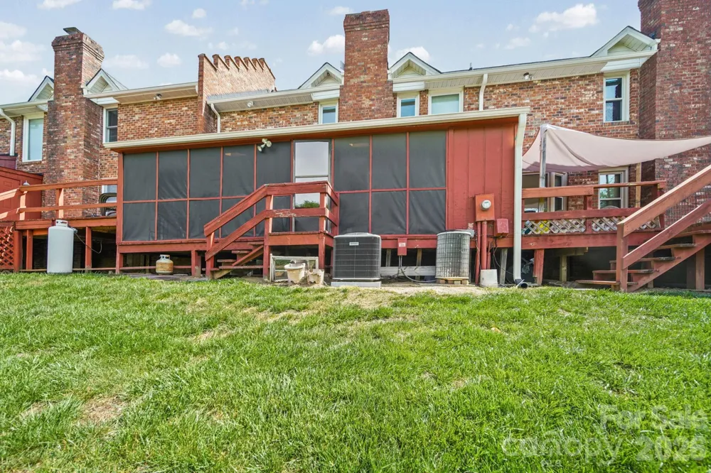 1160 SE Crestmont Drive Concord, NC 28025