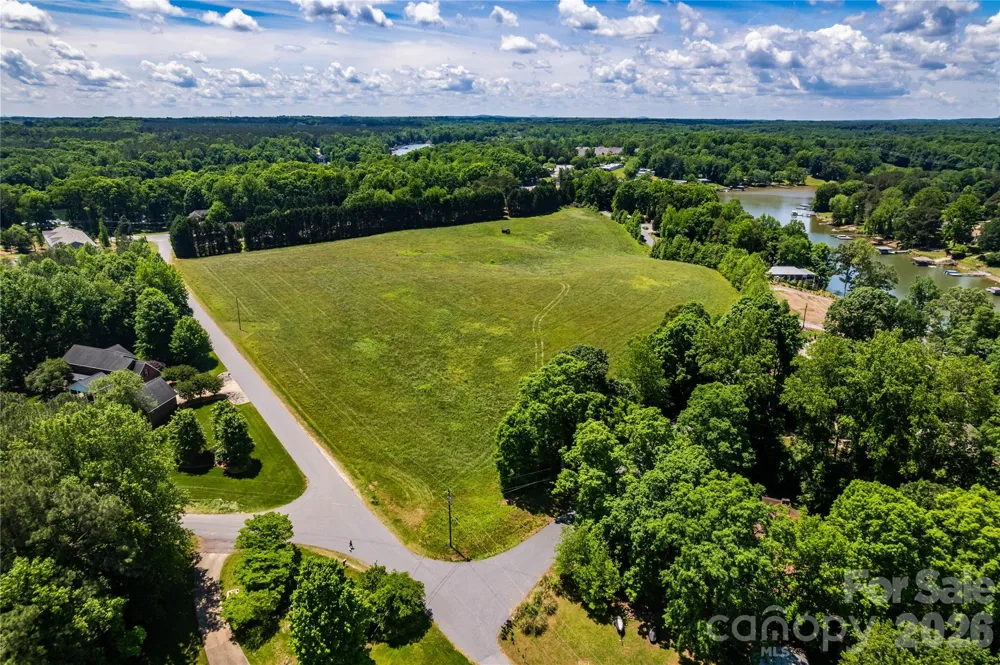 0000 Vinewood Road Sherrills Ford, NC 28673