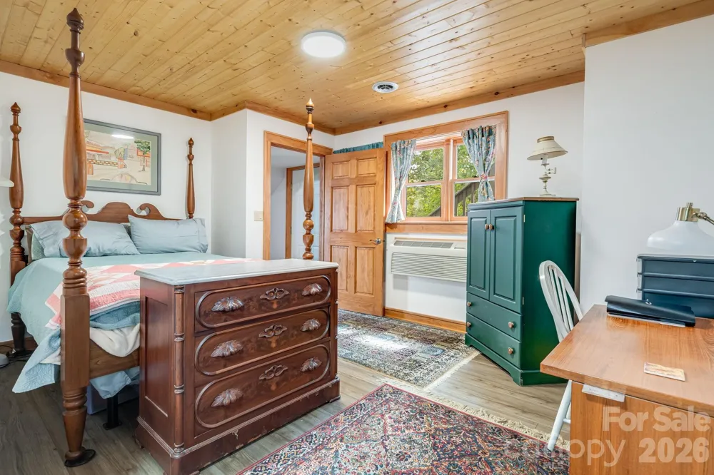 133 Club House Drive #4B Burnsville, NC 28714
