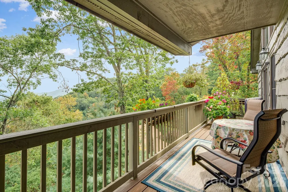 133 Club House Drive #4B Burnsville, NC 28714