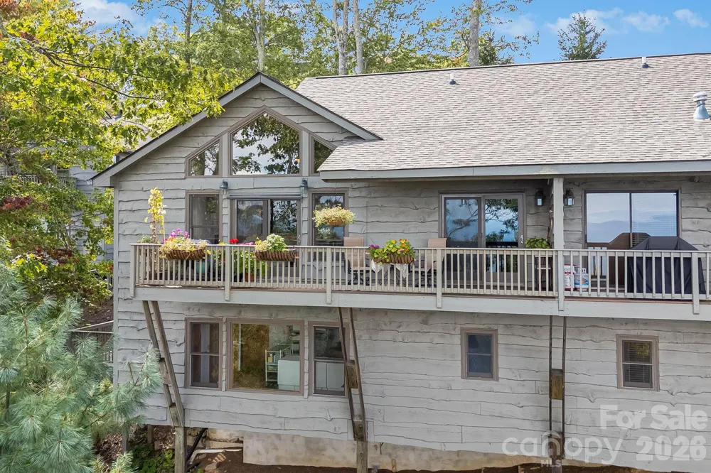 133 Club House Drive #4B Burnsville, NC 28714