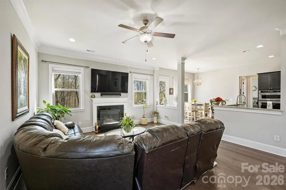 461 Swift Creek Cove Lake Wylie, SC 29710