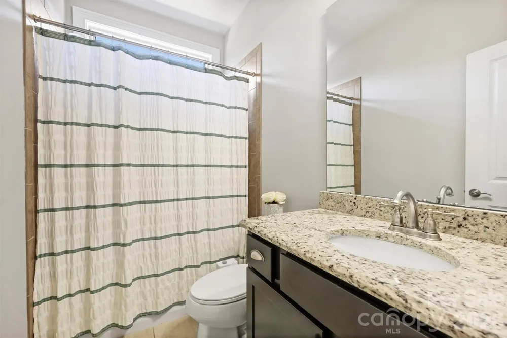 461 Swift Creek Cove Lake Wylie, SC 29710