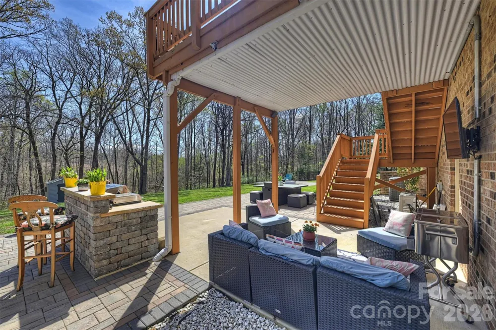 461 Swift Creek Cove Lake Wylie, SC 29710