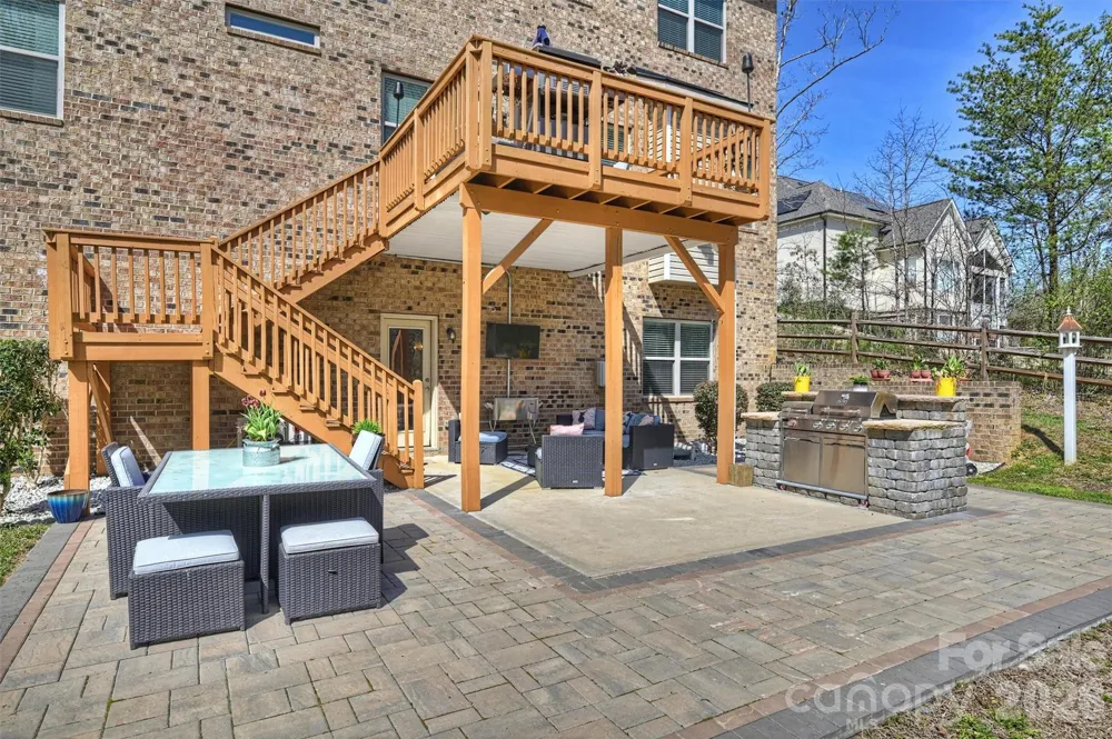 461 Swift Creek Cove Lake Wylie, SC 29710
