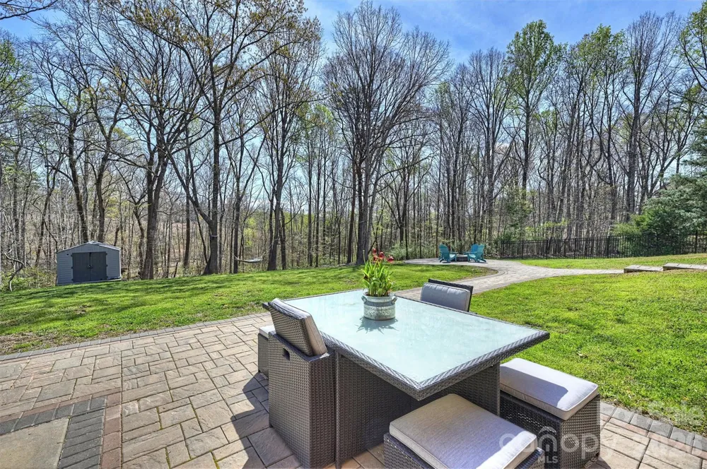 461 Swift Creek Cove Lake Wylie, SC 29710