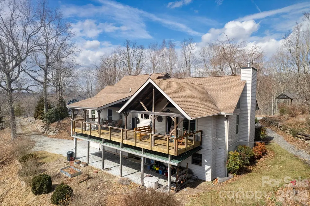 149 Windy Hill Circle Tuckasegee, NC 28783
