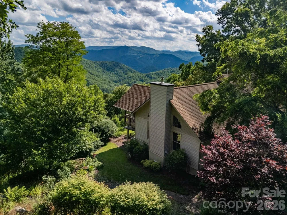 149 Windy Hill Circle Tuckasegee, NC 28783