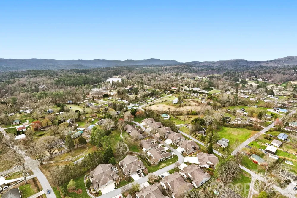 21 Tisha Lane Hendersonville, NC 28739