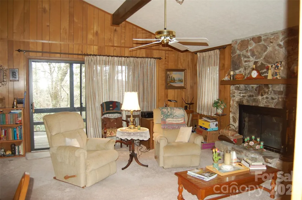 202 Knoll Circle Newland, NC 28657