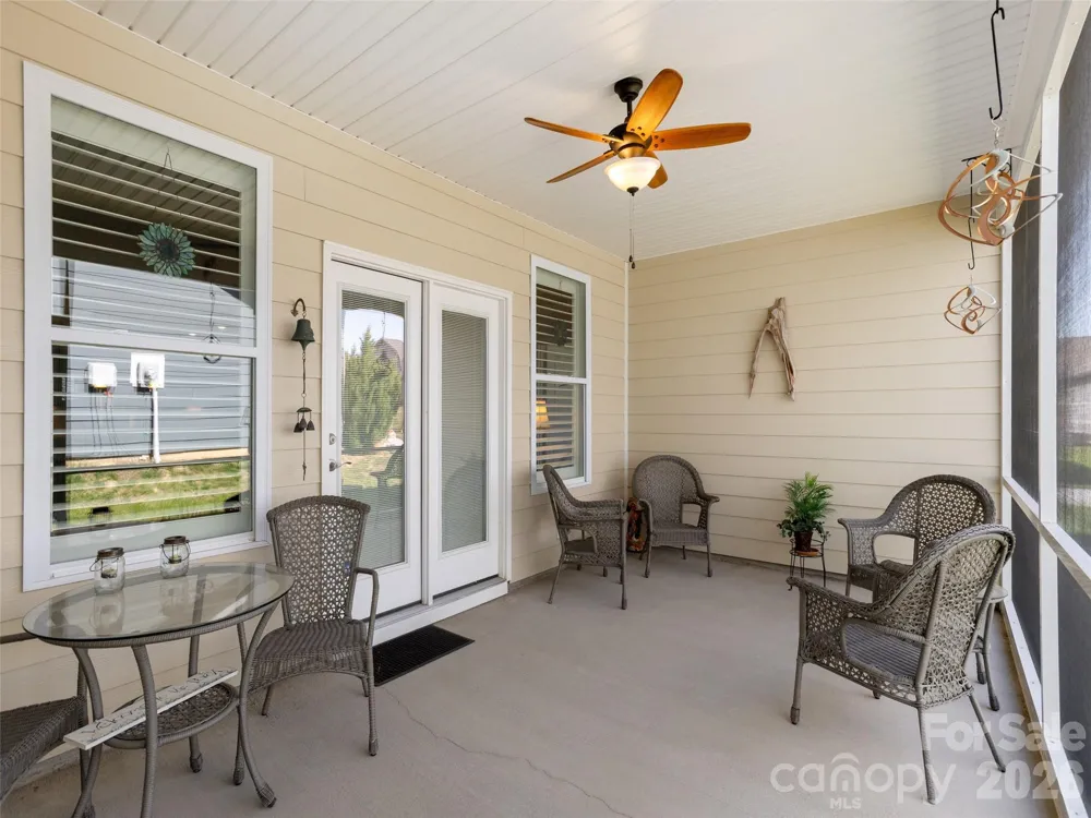 748 Summerfield Place Flat Rock, NC 28731
