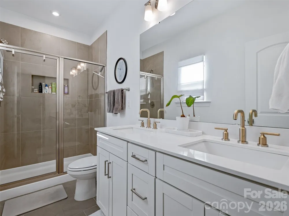 56 Walnut Springs Drive Asheville, NC 28804