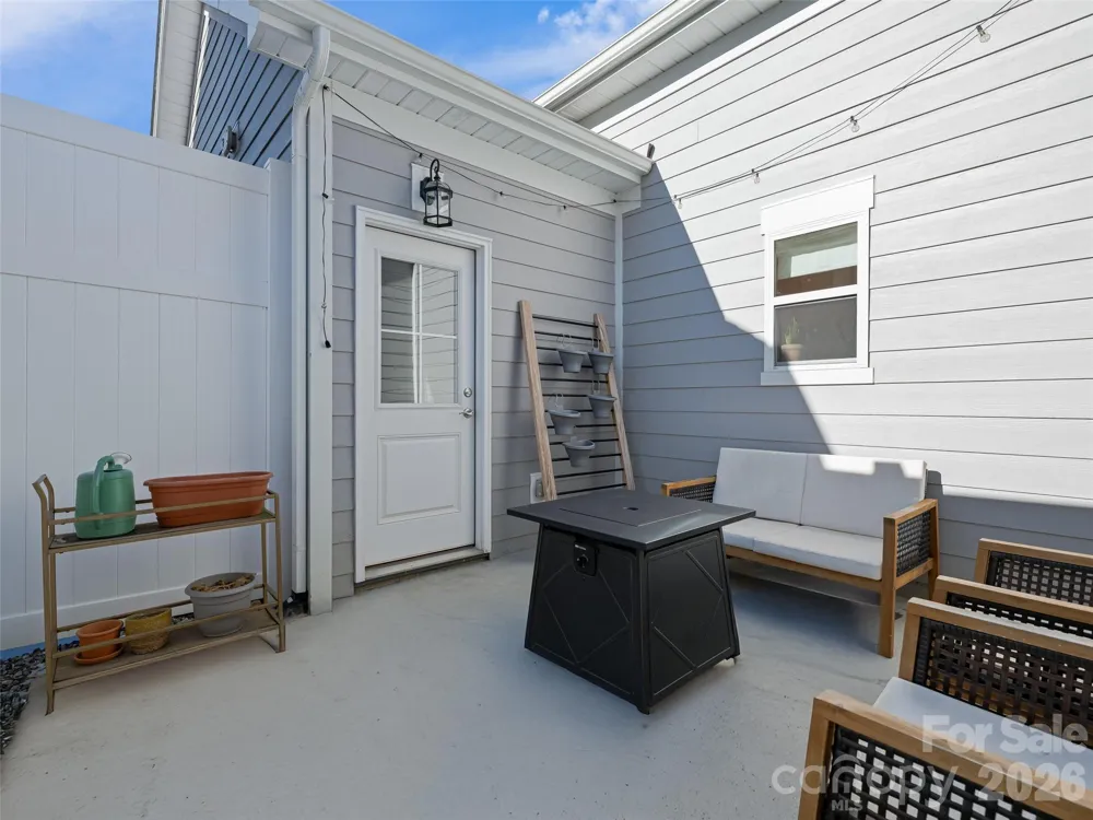 56 Walnut Springs Drive Asheville, NC 28804
