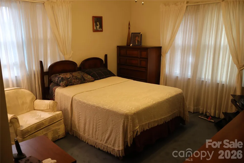 1529 W Market Street Cheraw, SC 29520