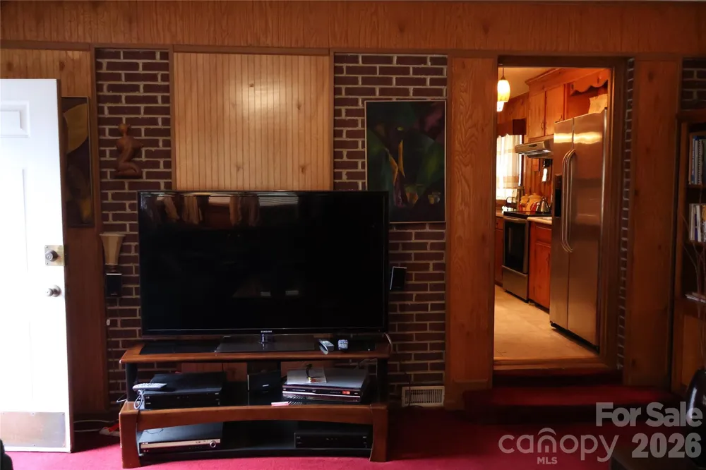 1529 W Market Street Cheraw, SC 29520