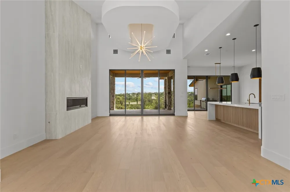 8109 Kuhn Drive Austin, TX 78736