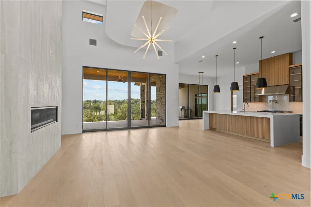8109 Kuhn Drive Austin, TX 78736
