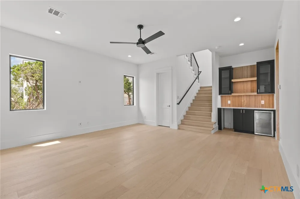 8109 Kuhn Drive Austin, TX 78736