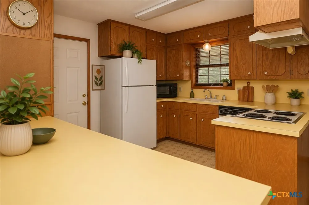 182 Norma Jean Boulevard Smithville, TX 78957