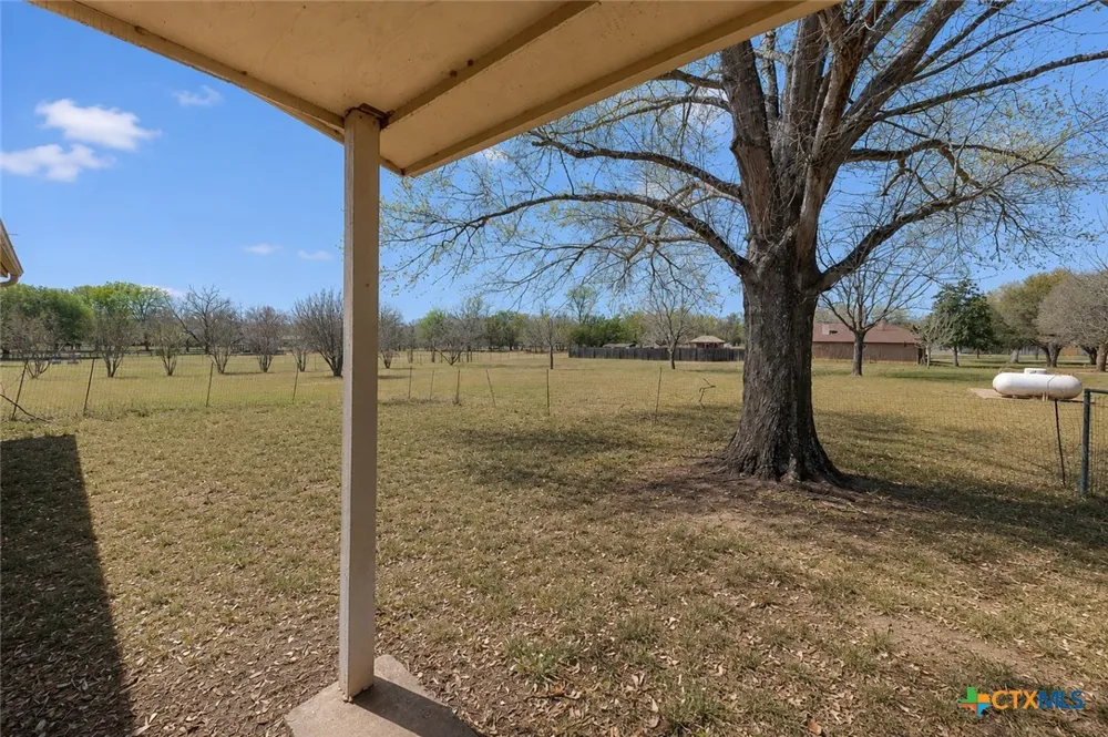 182 Norma Jean Boulevard Smithville, TX 78957