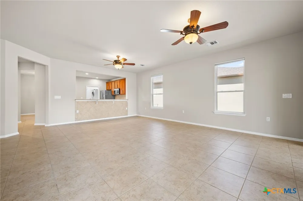 147 Prairie Creek Trail Georgetown, TX 78633
