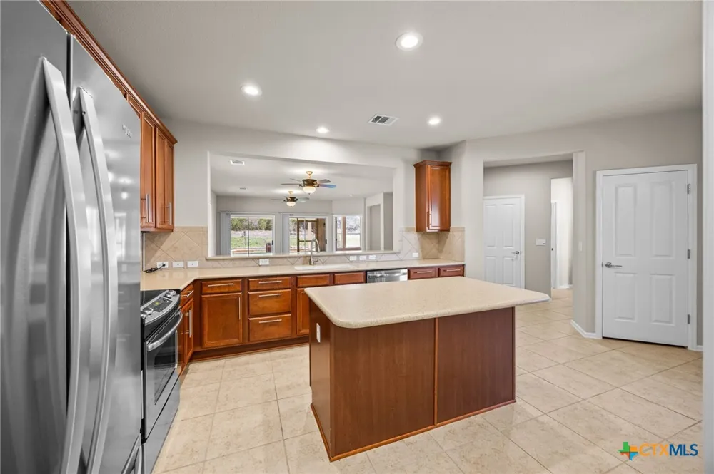 147 Prairie Creek Trail Georgetown, TX 78633