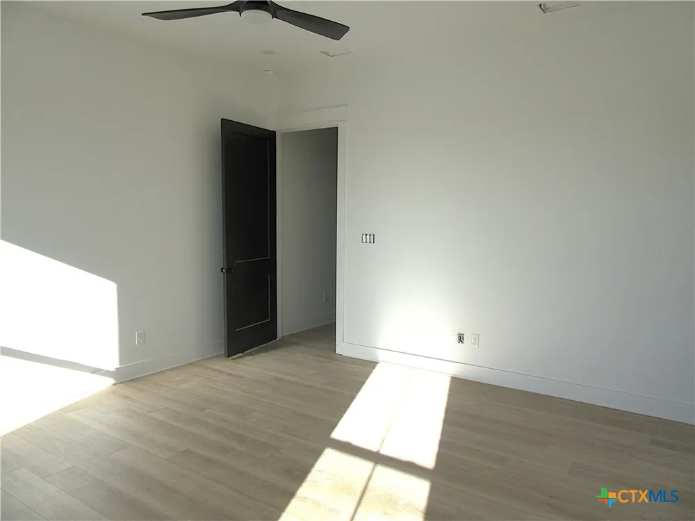 611 Willow Moon Ranch Road Crawford, TX 76638