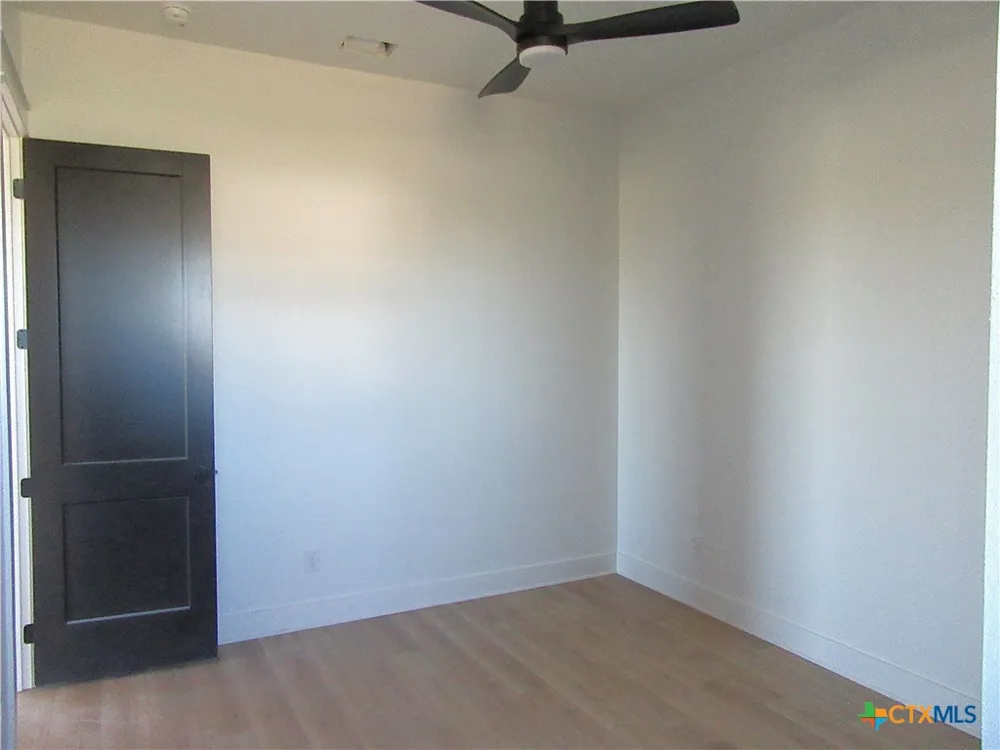 611 Willow Moon Ranch Road Crawford, TX 76638