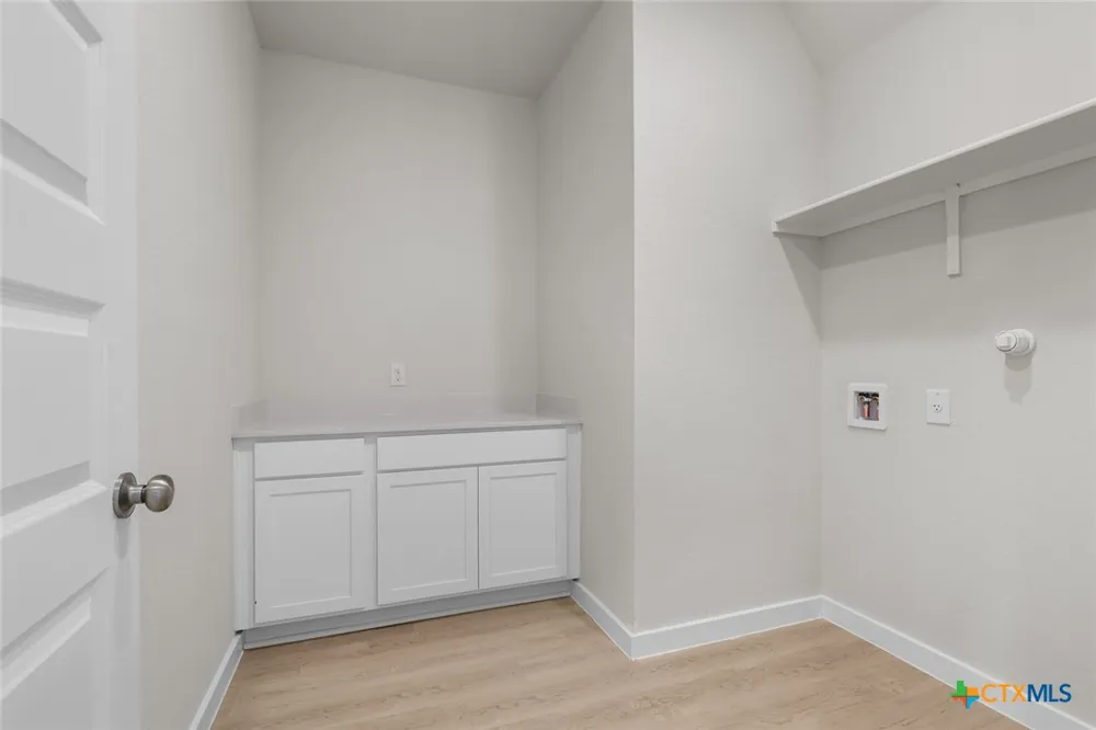 2517 Heritance Pass Seguin, TX 78155