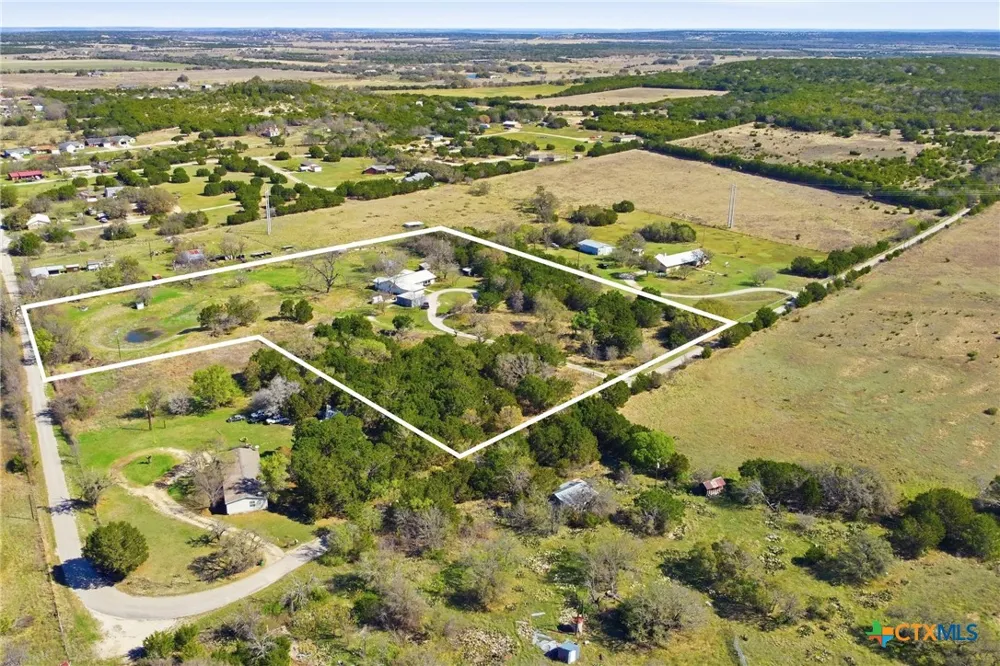 1115 County Road 2102 Lometa, TX 76853