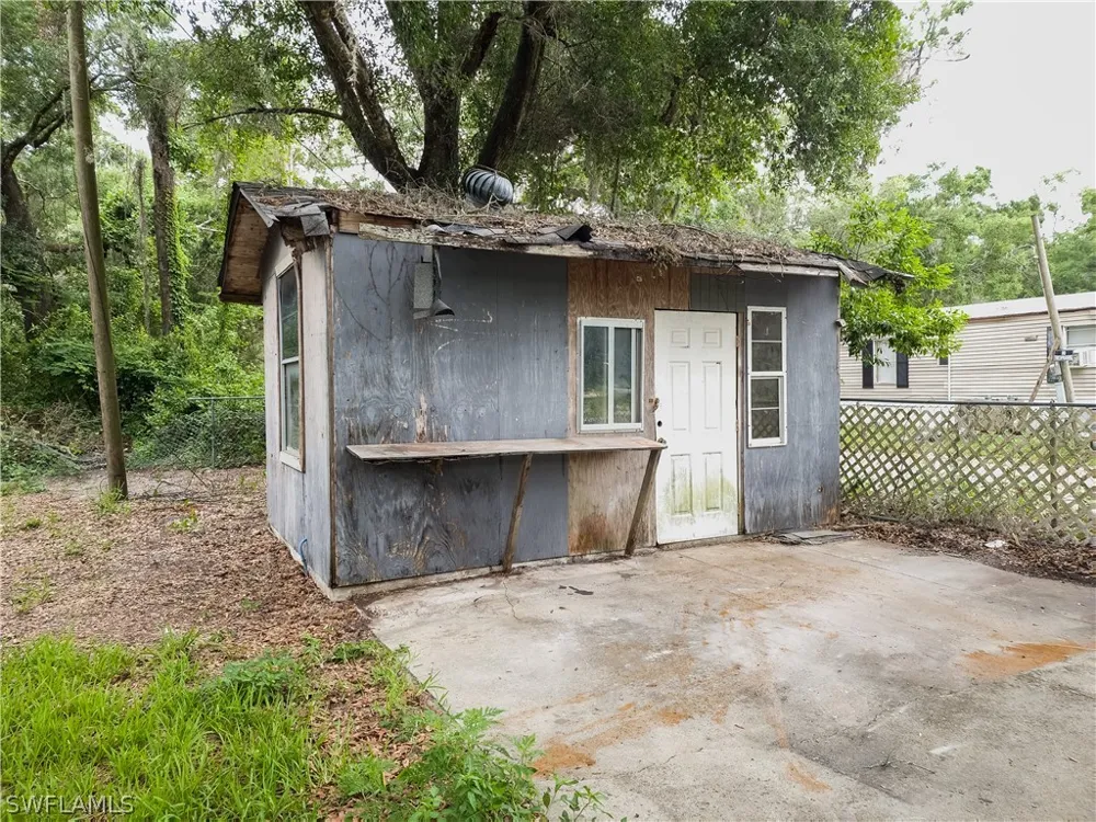 SE 1 STREET Chiefland, FL 32626