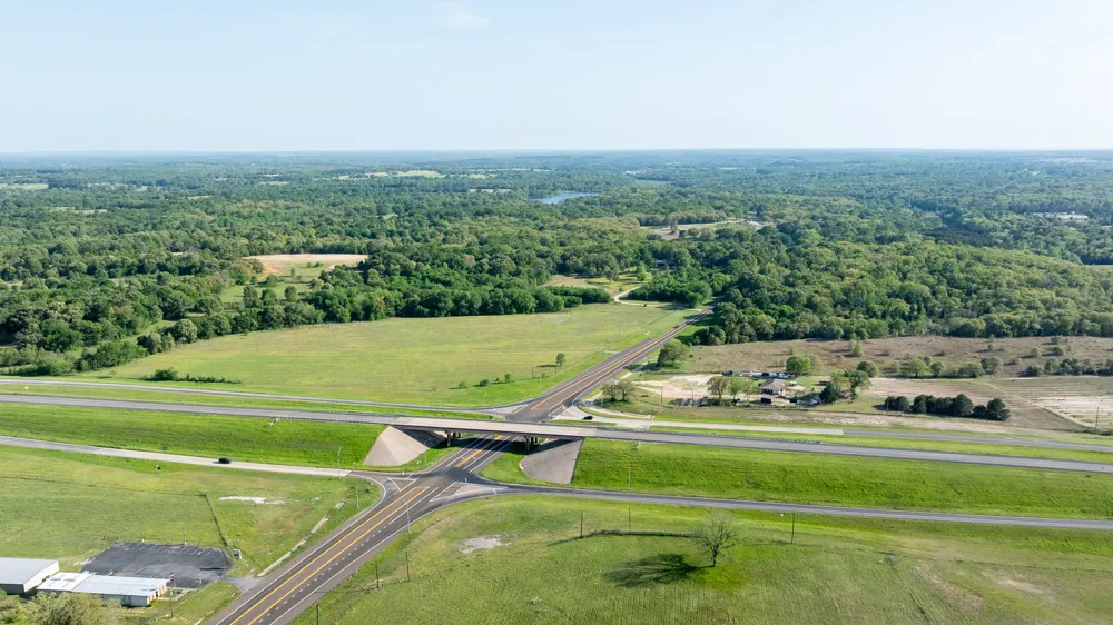 951 SE Loop 7 Athens, TX 75751