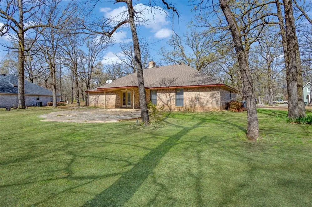 225 Red Oak Lane Powderly, TX 75473