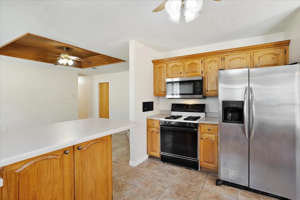 225 Red Oak Lane Powderly, TX 75473