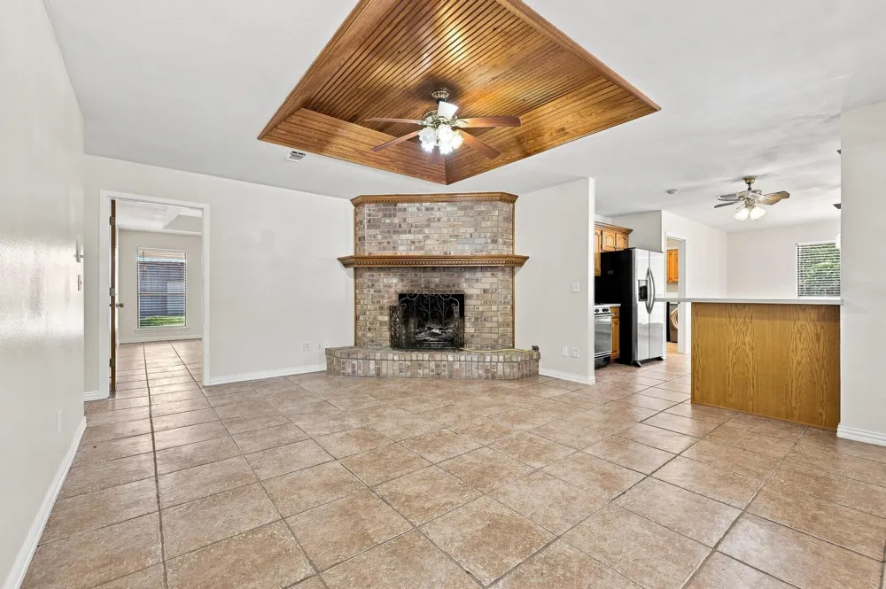 225 Red Oak Lane Powderly, TX 75473