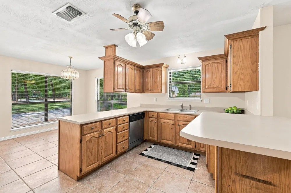 225 Red Oak Lane Powderly, TX 75473
