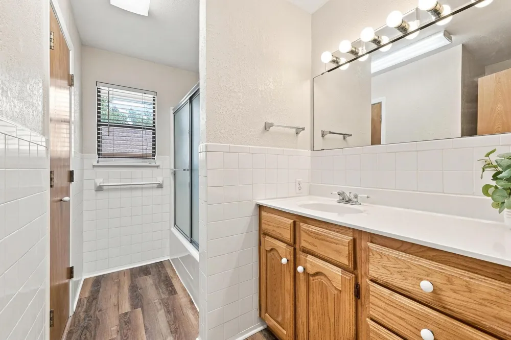 225 Red Oak Lane Powderly, TX 75473